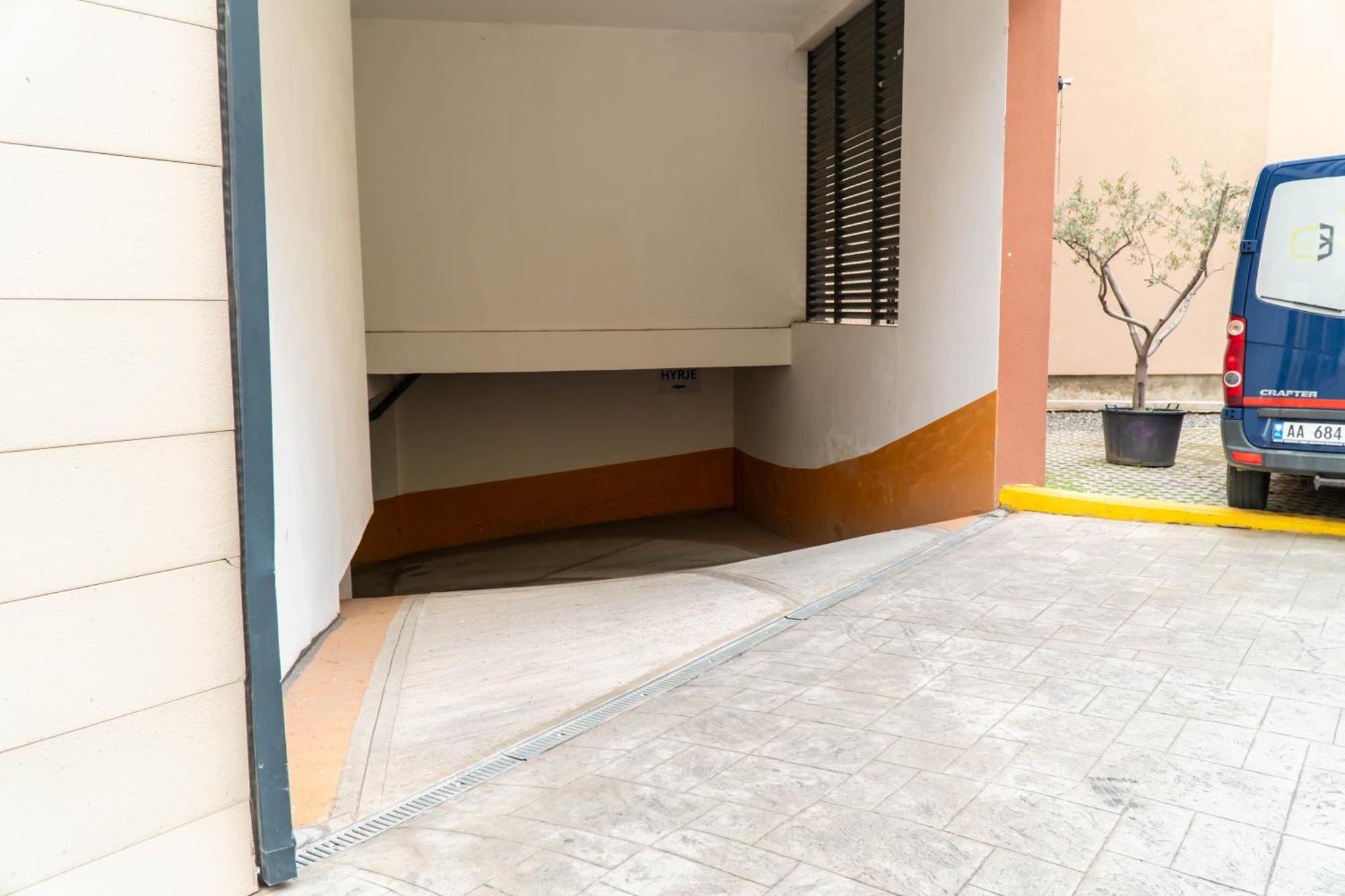 Signature 10 Apartment